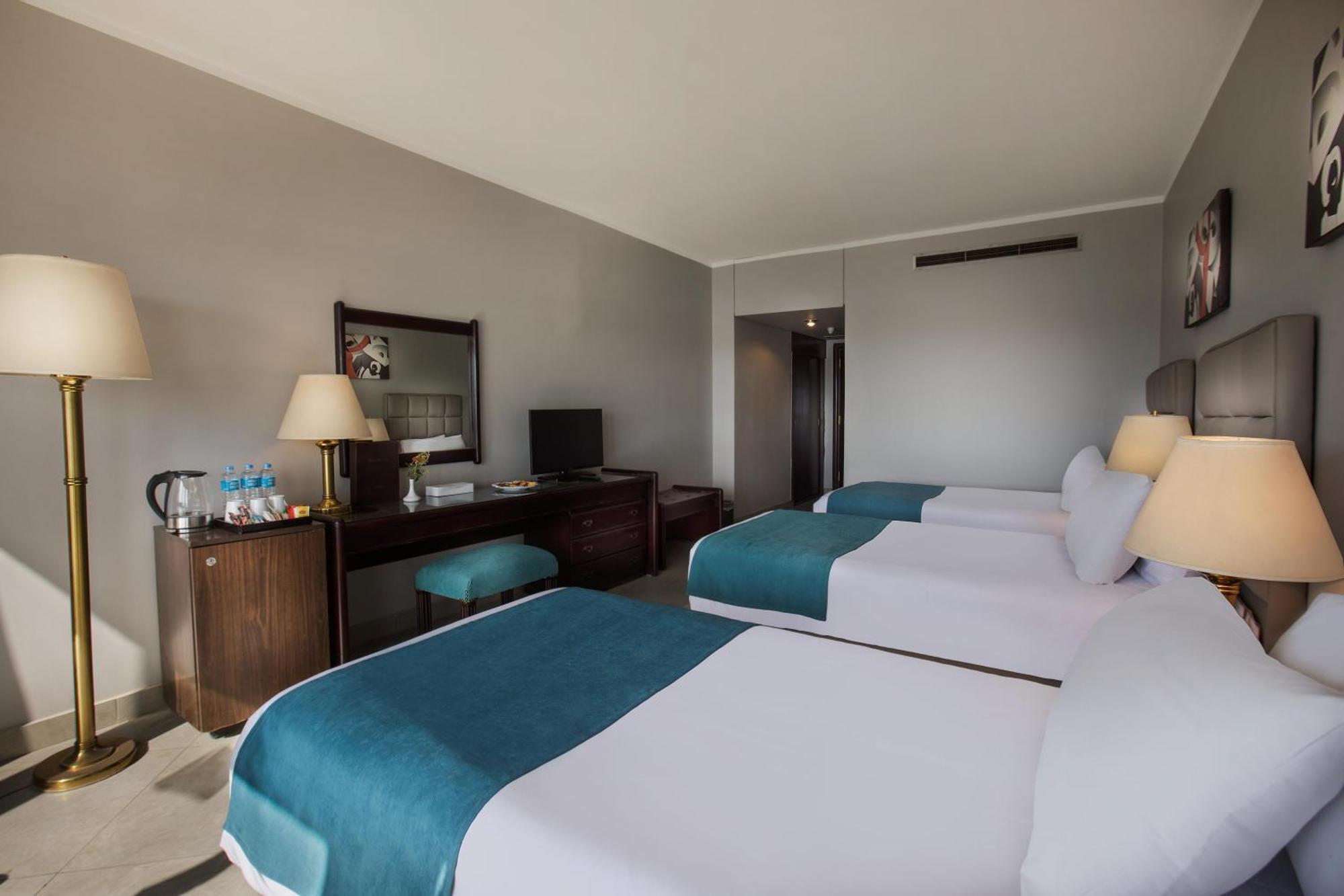 Pyramisa Hotel Luxor Eksteriør bilde