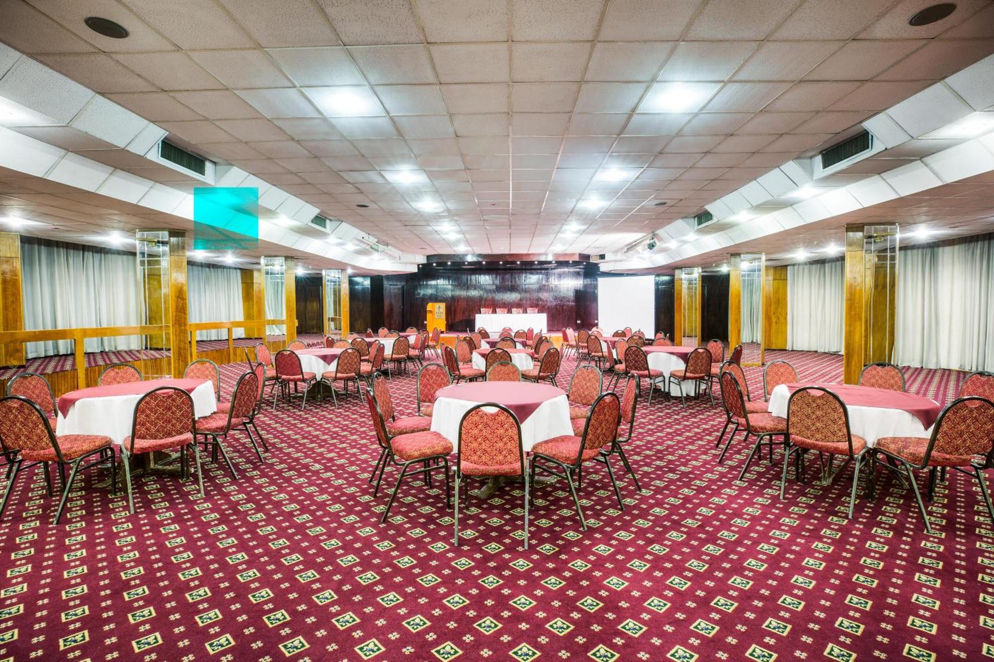Pyramisa Hotel Luxor Eksteriør bilde